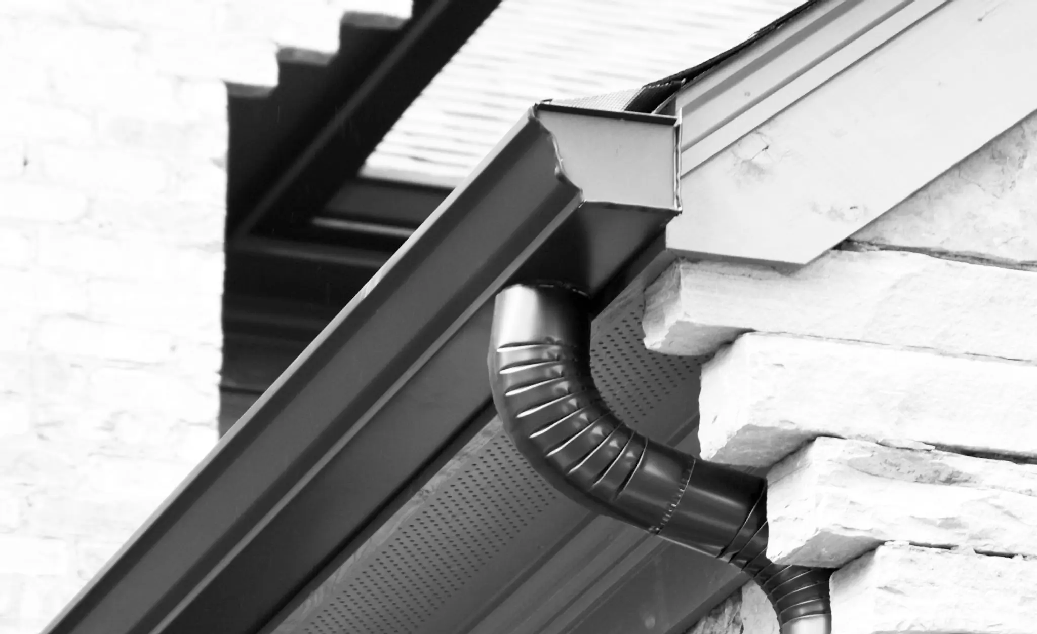 K-style gutters installation Castle Rock Colorado - 5 inch seamless gutter systems for residential homes